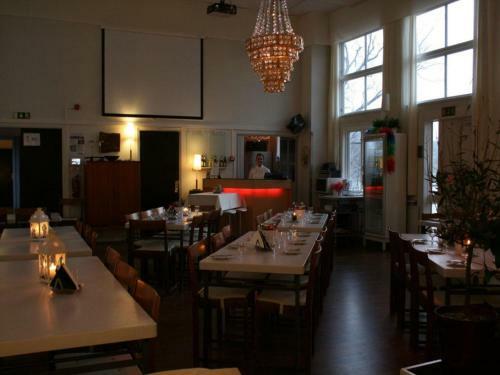 Treh�rna Hotell & Konferens