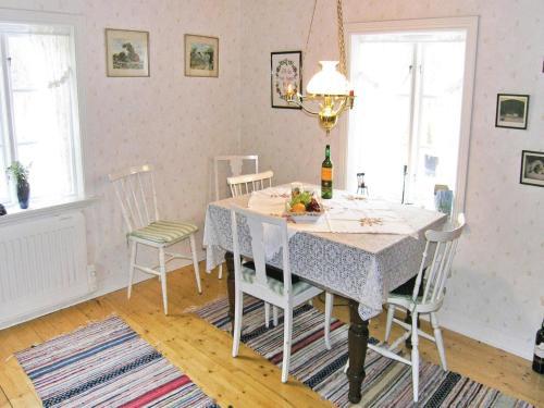 Holiday Home Linghult, Isaka Stuga Eldsberga