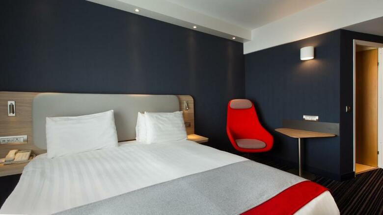 Hotel Holiday Inn Express Geneva Airport