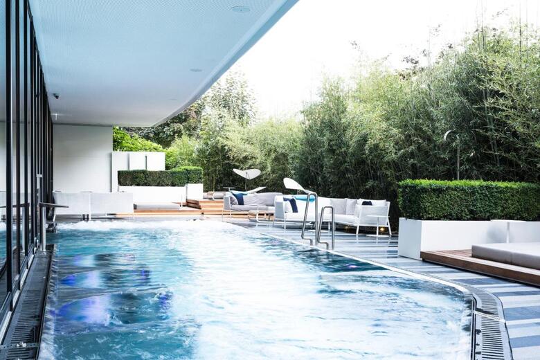 Royal Savoy Hotel & Spa