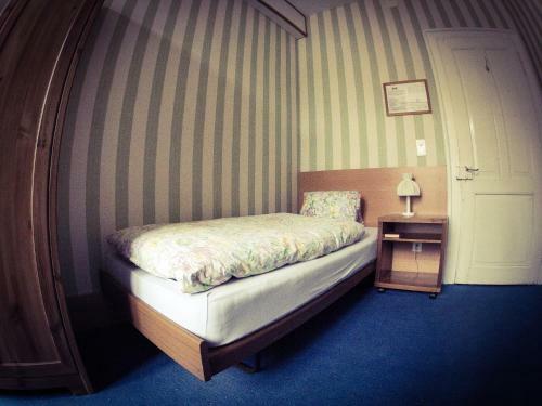 Basicrooms Hotel