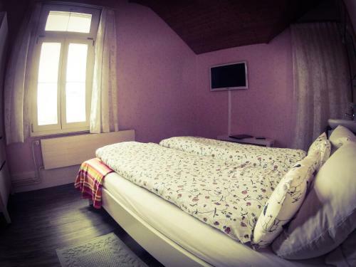 Basicrooms Hotel