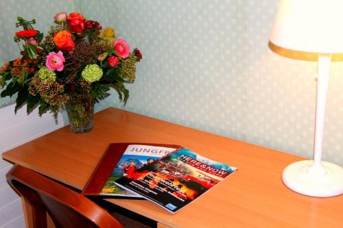 Basicrooms Hotel