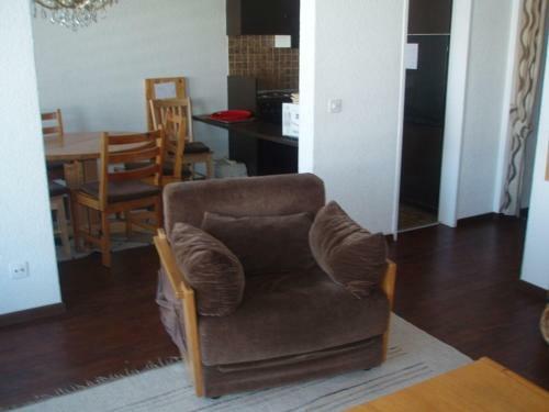 Apartment Jeanne D'arc H48