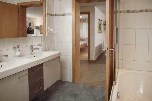 Apartamentos Haus Mischabel