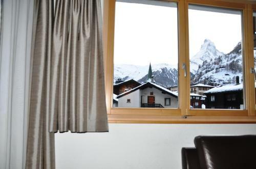 Apartamentos Haus Mischabel