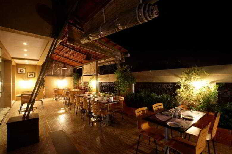 Hotel Chalet Curzon Suites