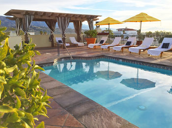 Canary Hotel