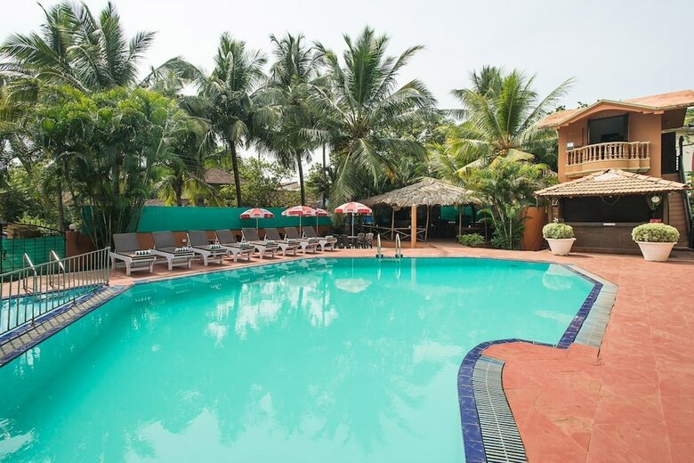 Hotel Ruffles Beach Resort
