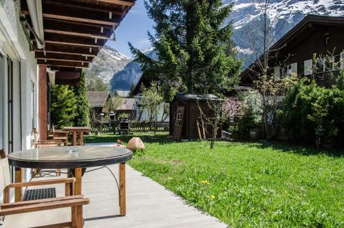 Chalet Delphin 6.5 - Griwarent Ag