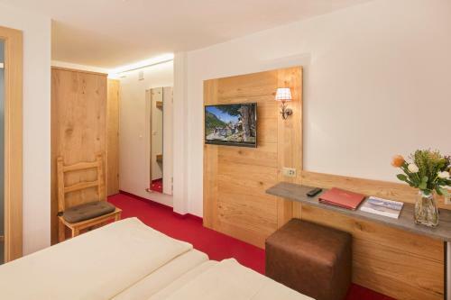 Hostal Annex Antika