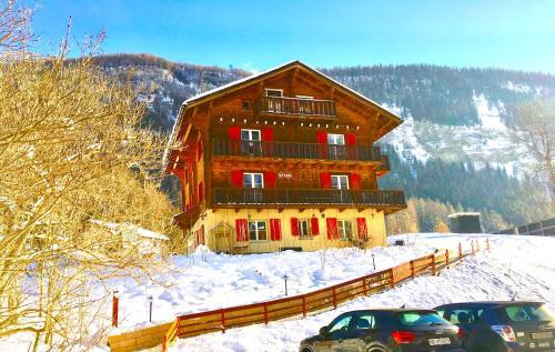 Hostal Chalet Tatyana