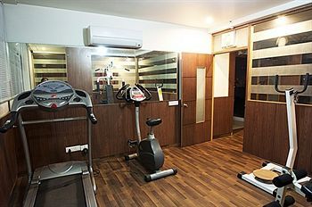 Hotel The Royal Cm