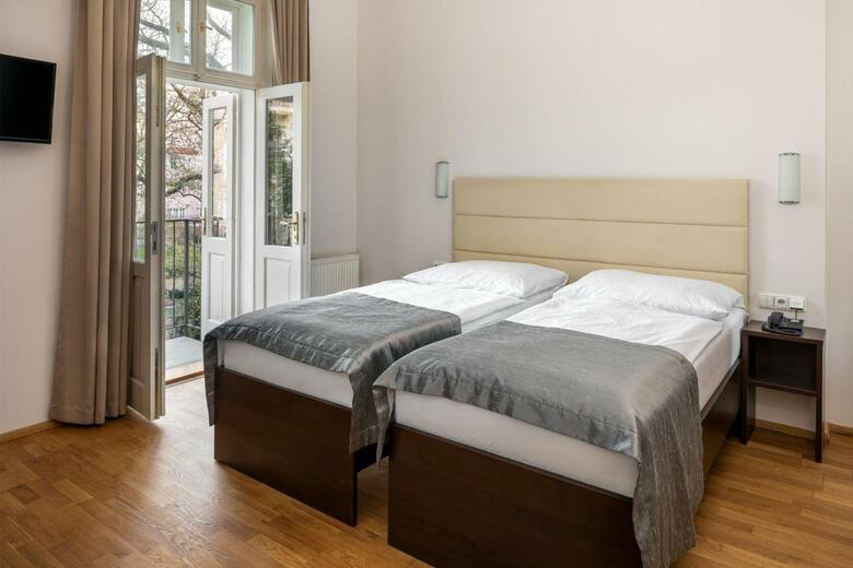 Hotel Unique