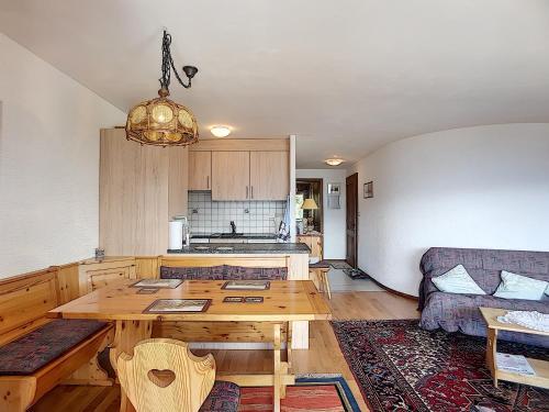 One-bedroom Apartment Tayannes 223