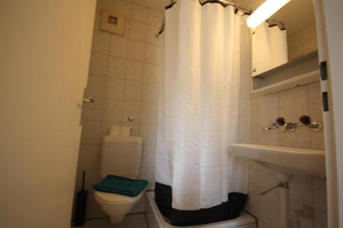 Hitrental Stauffacher Apartments