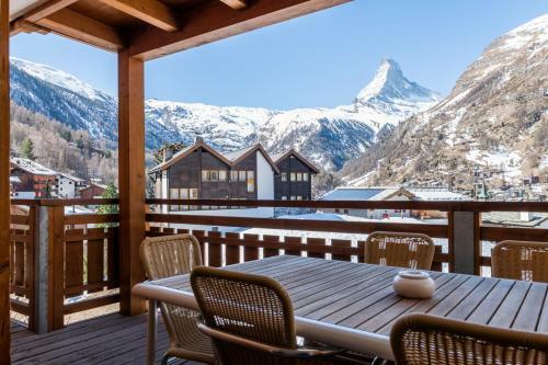 Basecamp Apartments