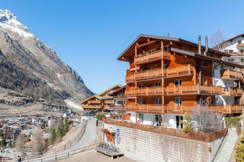 Basecamp Apartments