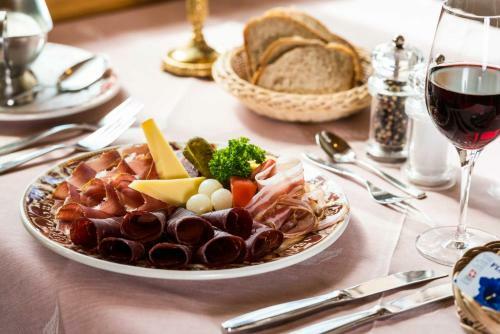 Swiss Chalet-style Hotel Walliser Spycher