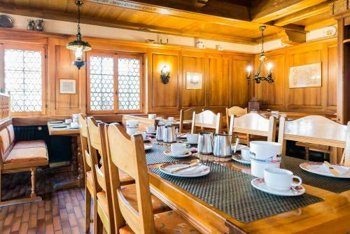 Swiss Chalet-style Hotel Walliser Spycher