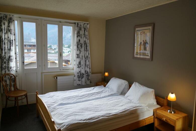 Alpenrose Hotel And Gardens