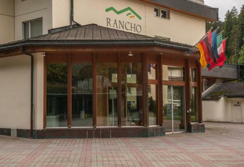 Laax Rancho Studio Apartment