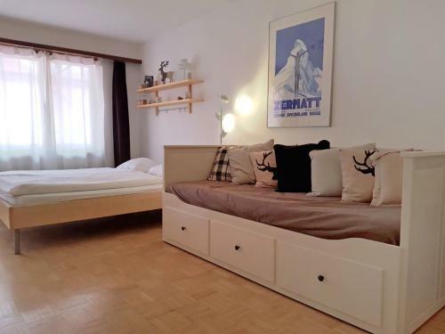 Apartment Select