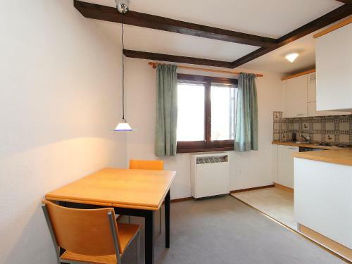 Apartment 67-2