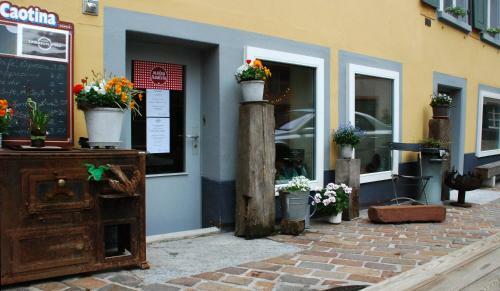 Hostel Tabakhuesli