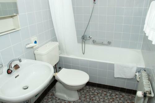 Hotel Chamanna Bed & Breakfast