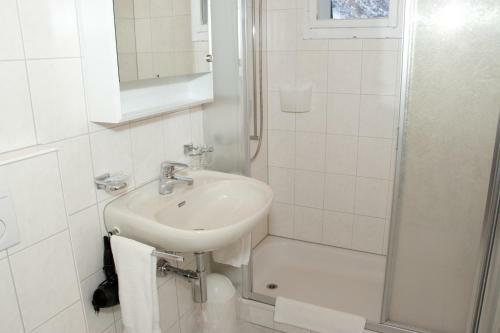 Hotel Chamanna Bed & Breakfast