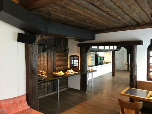 Hotel Chamanna Bed & Breakfast