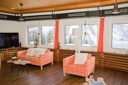 Hotel Chamanna Bed & Breakfast