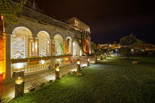 Panoramic Cave Hotel