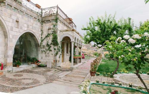 Panoramic Cave Hotel