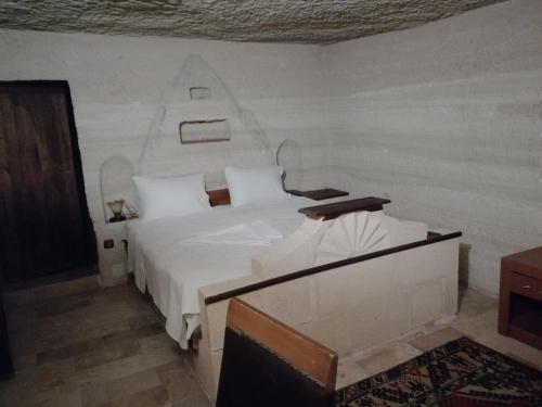 Albergue Nirvana Cave Hotel