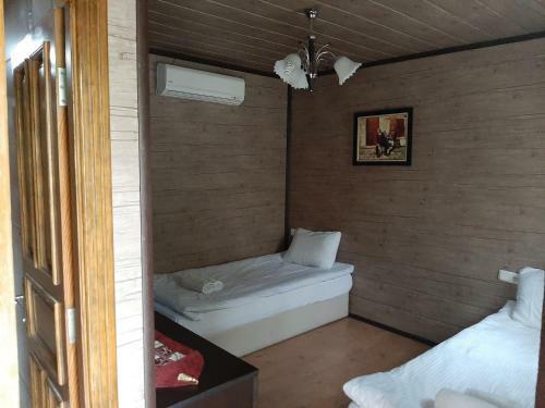 Albergue Nirvana Cave Hotel