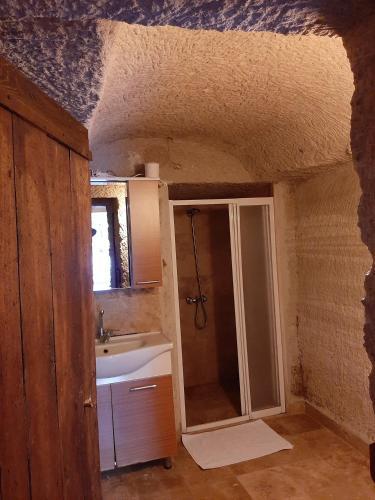 Albergue Nirvana Cave Hotel