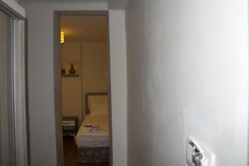 Hostal Ararat Hotel