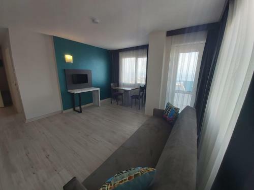 Bar?? Suite Hotel