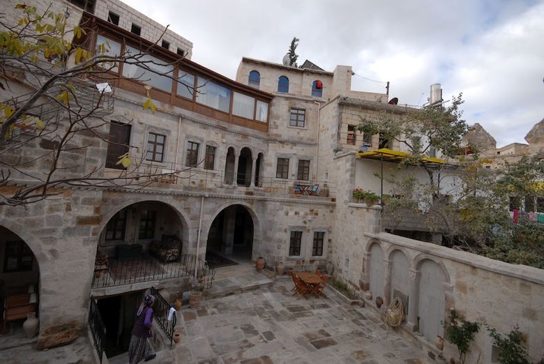 Hostal Travellers Cave Pension