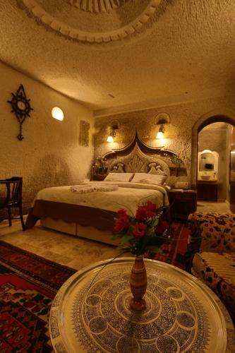 Hostal Safran Cave Hotel