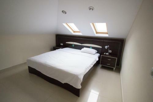 Golf Village