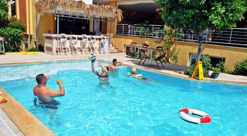 Tuncer Garden Hotel