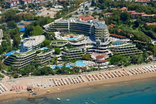 Hotel Crystal Sunrise Queen Luxury Resort & Spa