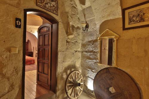Posada Travel Inn Cave Hotel