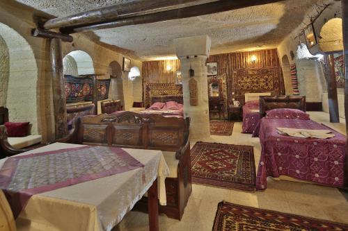 Posada Travel Inn Cave Hotel