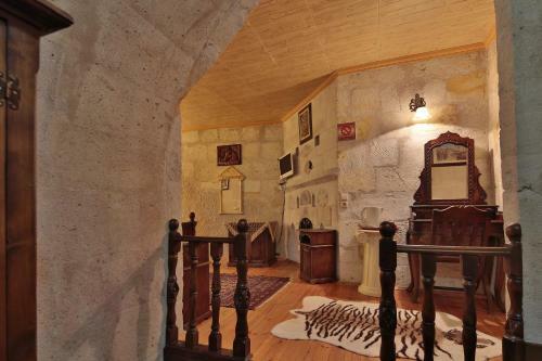 Posada Travel Inn Cave Hotel