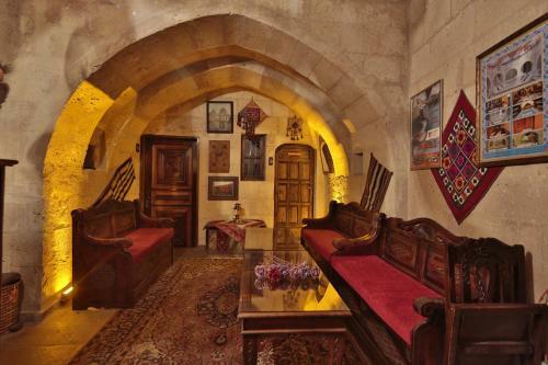 Posada Travel Inn Cave Hotel