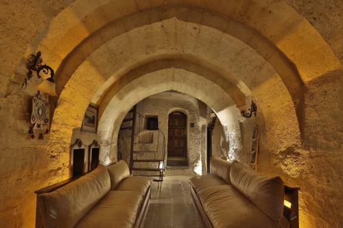 Posada Travel Inn Cave Hotel